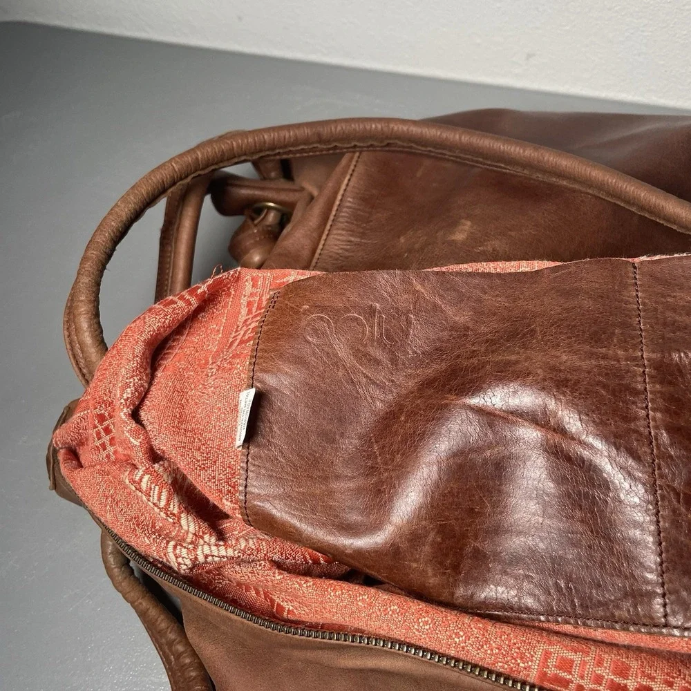 Genuine Cowhide‎ Leather Bag Handcrafted in Argentina